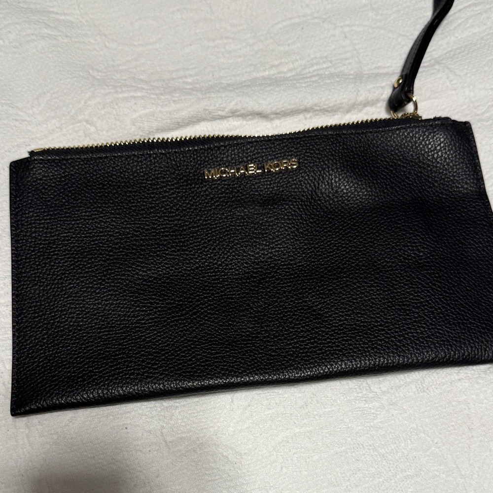 Michael Kors Black Pebbled Wristlet
